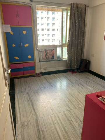 Room in 2 BHK Apartment at Hiranandani Estate Winona, Ghodbunder Road – for Sale