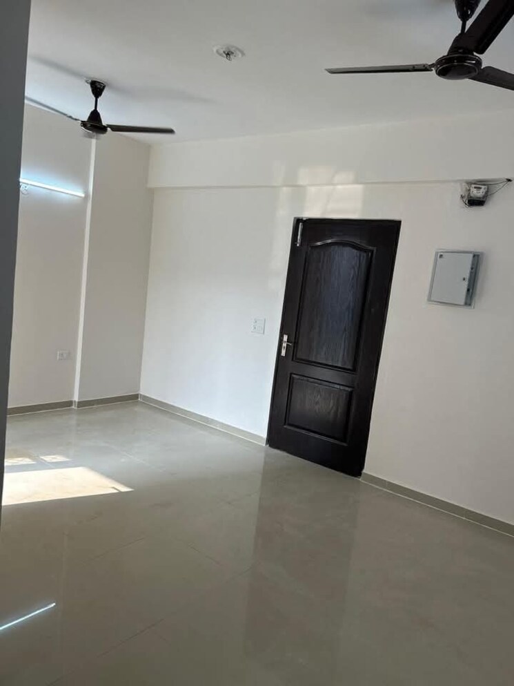 Room, gaur-city-2-14th-avenue 2 Bedroom 955 Sq.Ft. Apartment In Sector 16c Greater Noida Greater Noida 7851650