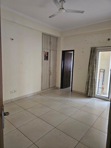 Room in 6+ BHK Independent House at Sector 41 – for Sale