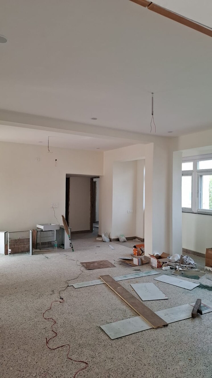 Living Room, sector 36 6+ Bedroom 250 Sq.Mt. Independent House In Sector 36 Noida 7851772