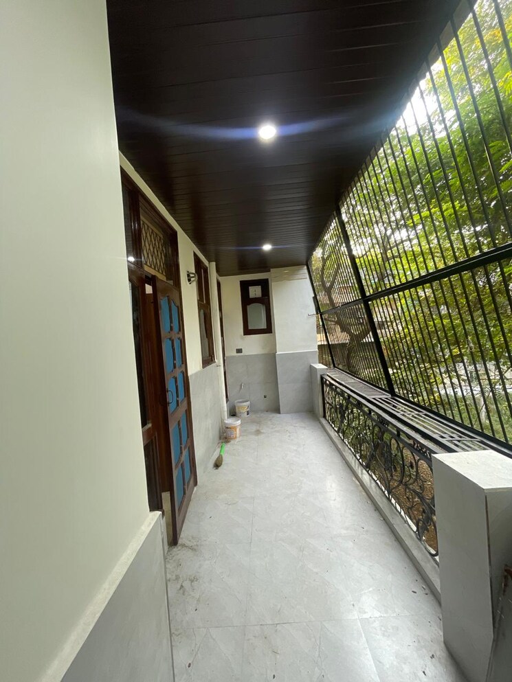 Balcony, kalpana-apartments-vaishali 6 Bedroom 2500 Sq.Ft. Independent House In Vaishali Sector 2 Ghaziabad 7851841