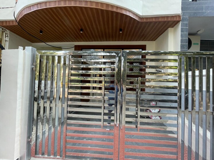 Exterior View, kalpana-apartments-vaishali 6 Bedroom 2500 Sq.Ft. Independent House In Vaishali Sector 2 Ghaziabad 7851841