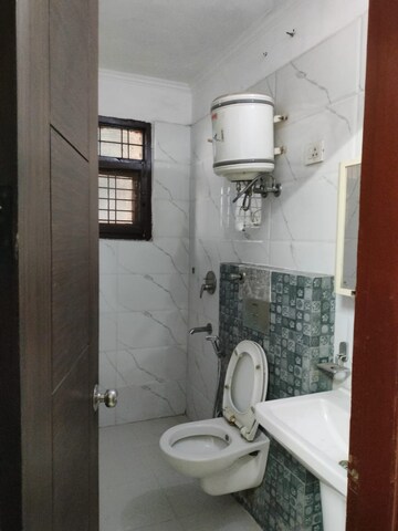 Bathroom in 2 BHK Builder Floor at Mahipalpur – for Sale