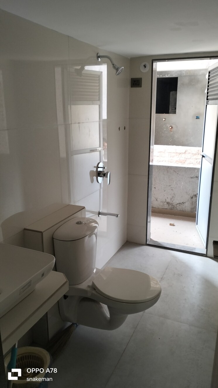 Bathroom, reliance-gold 2 Bedroom 845 Sq.Ft. Apartment In Ambernath Thane 7851909