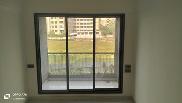 Room in 2 BHK Apartment at Reliance Gold, Ambernath – for Sale