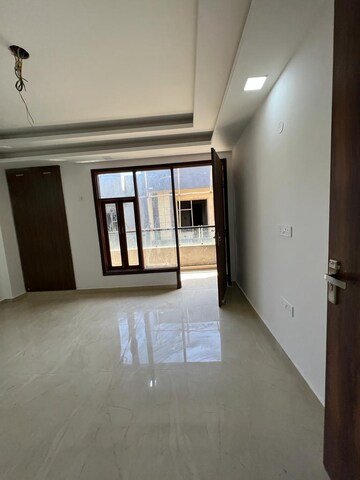 Room in 3 BHK Builder Floor at Chattarpur – for Sale