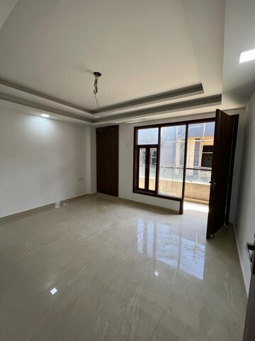 Room in 3 BHK Builder Floor at Chattarpur – for Sale