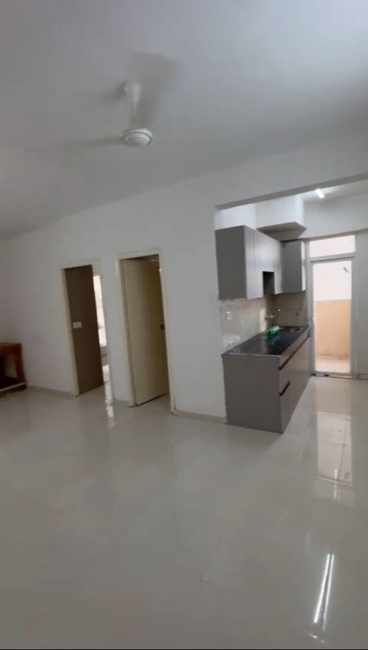 Room, signature-global-the-millennia 2 Bedroom 800 Sq.Ft. Apartment In Sector 37d Gurgaon 7852014