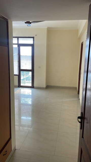 3 BHK Apartment For Rent in Orchid Petals, Sector 49