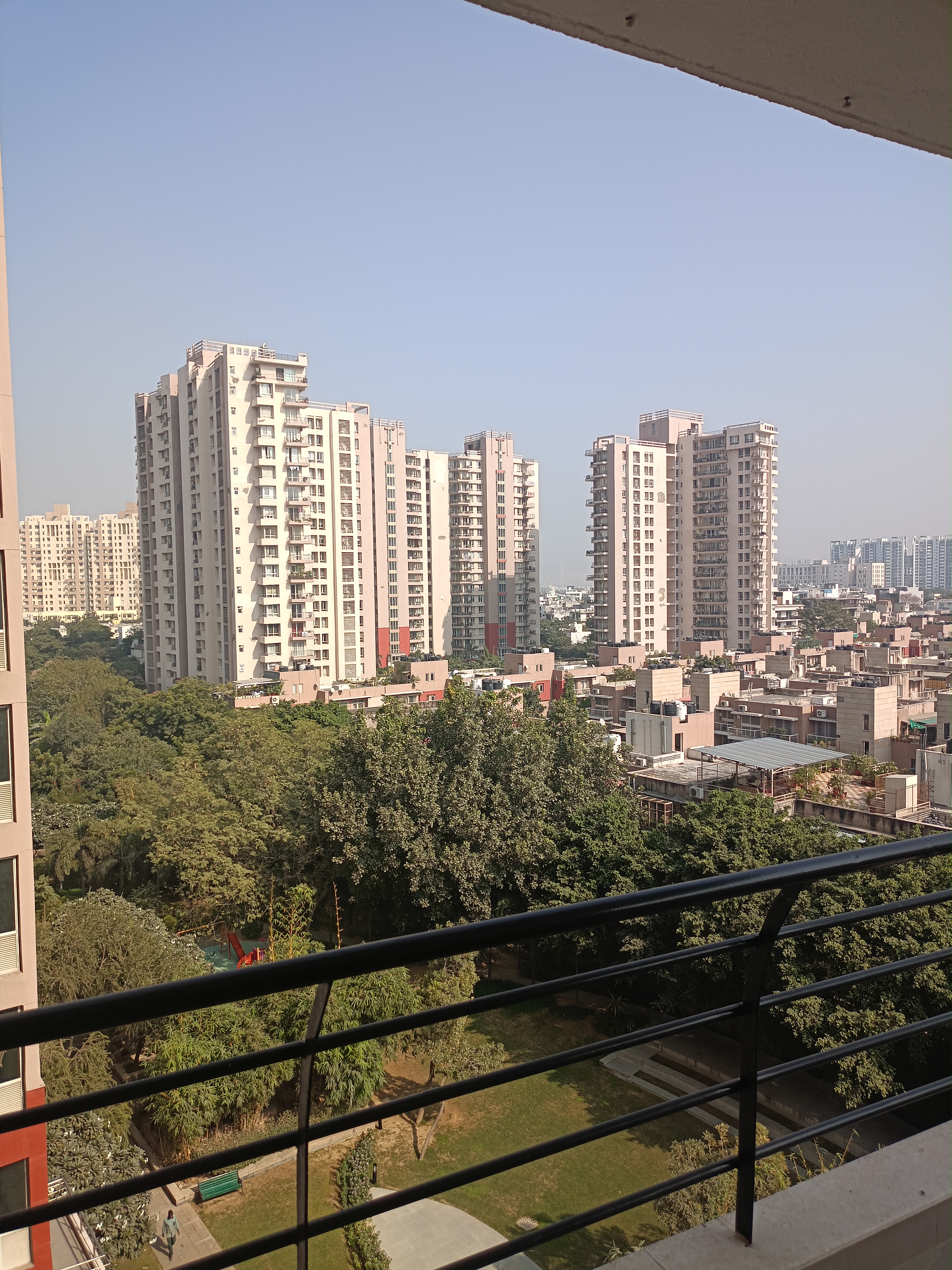 3.5 BHK + Servant Room,Study Room Apartment For Sale in Unitech Harmony