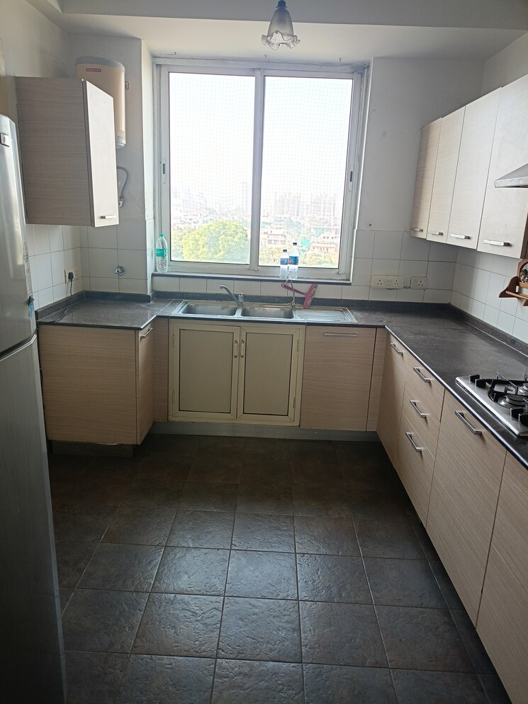 Kitchen, unitech-harmony 3.5 Bedroom 2704 Sq.Ft. Apartment In Sector 50 Gurgaon 7852259