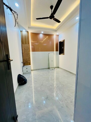 Bedroom in 2 BHK Builder Floor at Dwarka Mor – for Rent