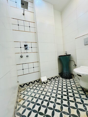 Bathroom in 2 BHK Builder Floor at Dwarka Mor – for Rent