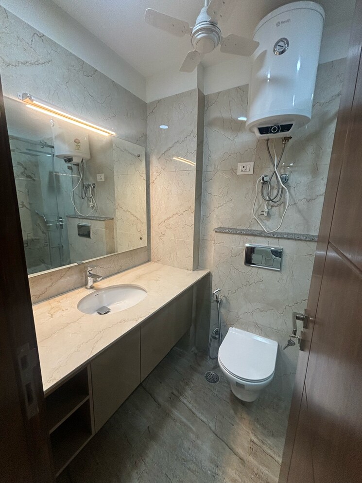 Bathroom, uday park 3 Bedroom 1953 Sq.Ft. Independent House In Uday Park Delhi 7852315
