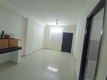 Room in 1 BHK Apartment at Signature Global Grand Iva, Sector 103 – for Sale
