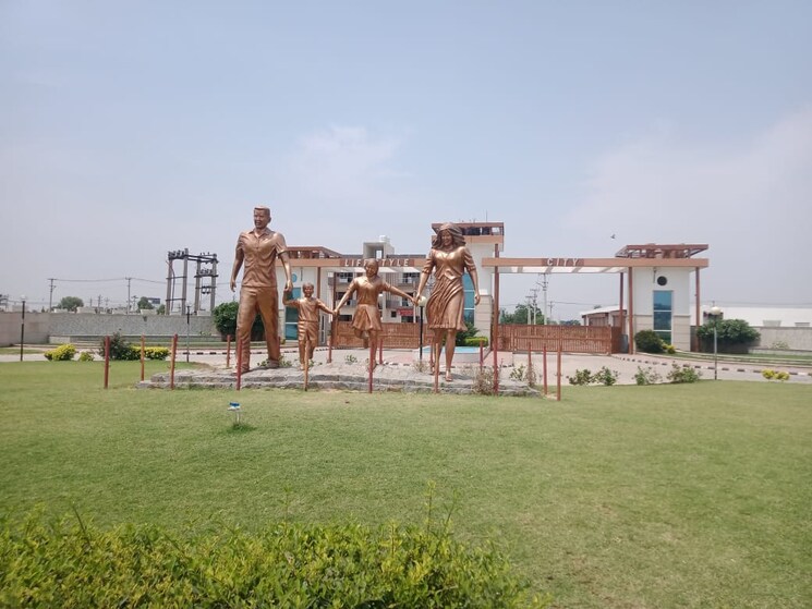 Exterior View, omega ii greater noida  105 Sq.Yd. Plot In Omega Ii Greater Noida Greater Noida 7852489