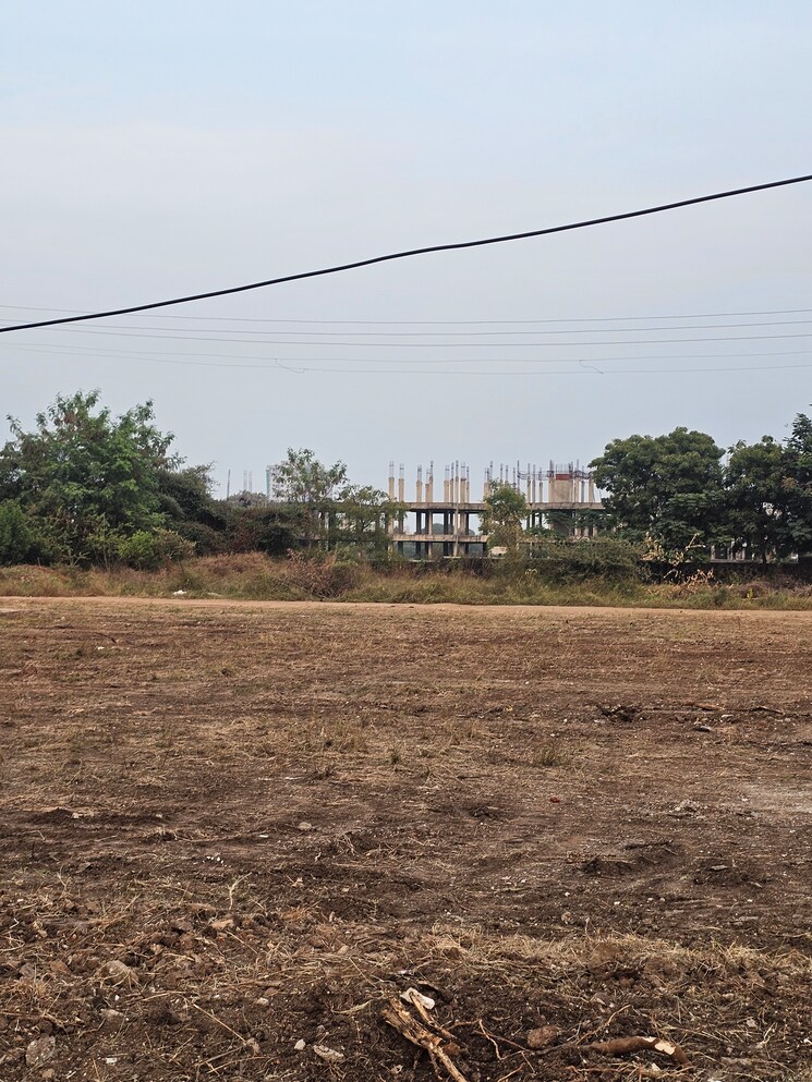 Garden, deolali camp  154 Sq.Yd. Plot In Deolali Camp Nashik 7852544