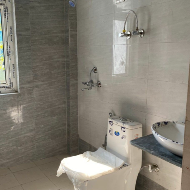 Bathroom, kanker khera 2 Bedroom 1089 Sq.Ft. Apartment In Kanker Khera Meerut 7852574