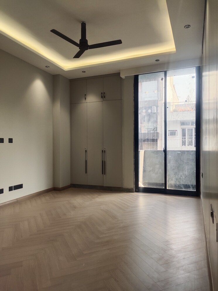 Balcony, greater kailash i 3 Bedroom 1800 Sq.Ft. Builder Floor In Greater Kailash I Delhi 7852659