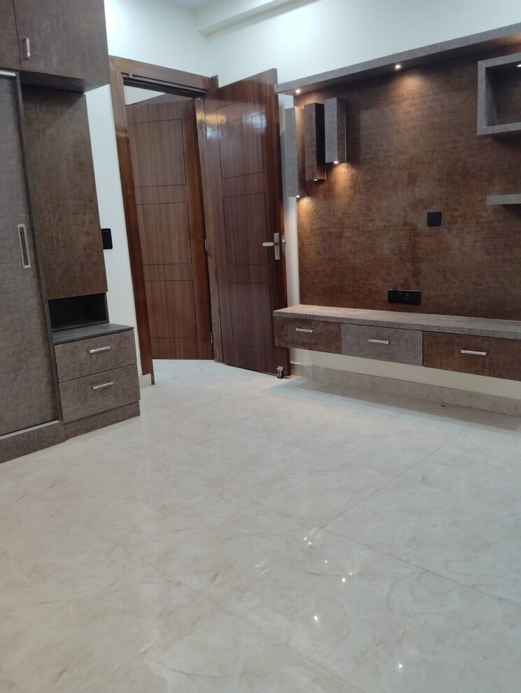 Room, niti khand i 4 Bedroom 1500 Sq.Ft. Builder Floor In Niti Khand I Ghaziabad 7852722