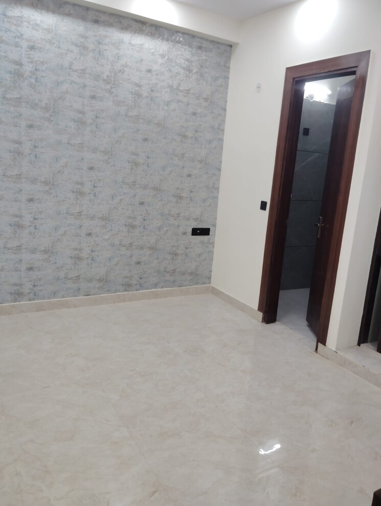 Room, niti khand i 4 Bedroom 1500 Sq.Ft. Builder Floor In Niti Khand I Ghaziabad 7852722