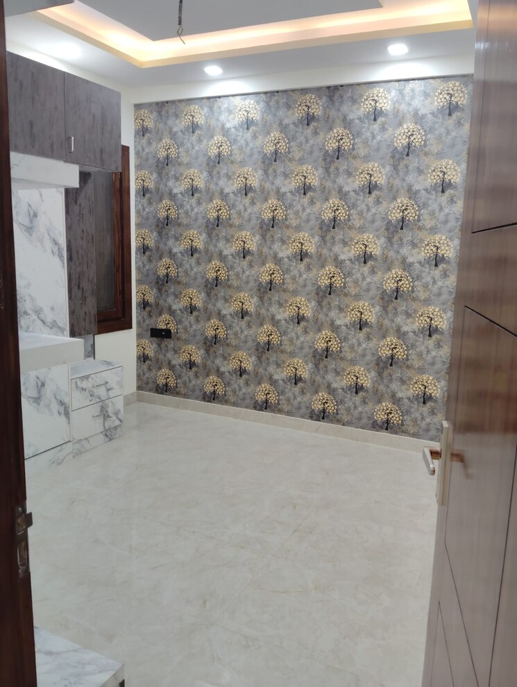Room, niti khand i 4 Bedroom 1500 Sq.Ft. Builder Floor In Niti Khand I Ghaziabad 7852722