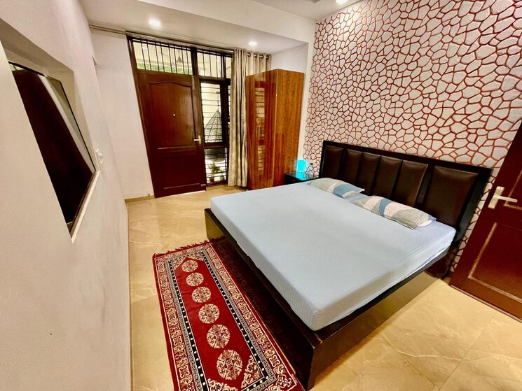 Bedroom, sector 23 3 Bedroom 2845 Sq.Ft. Builder Floor In Sector 23 Gurgaon 7852728