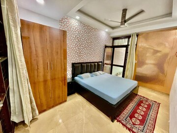 Bedroom in 3 BHK Builder Floor at Sector 23 – for Rent