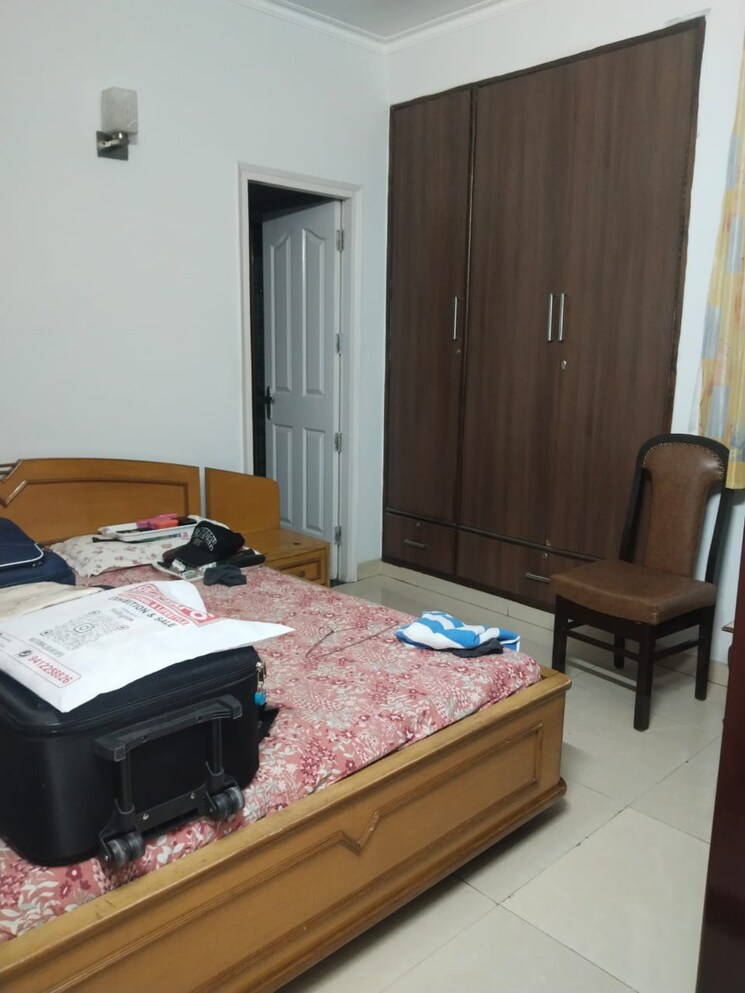 Bedroom, sector 23 3 Bedroom 2333 Sq.Ft. Builder Floor In Sector 23 Gurgaon 7852736