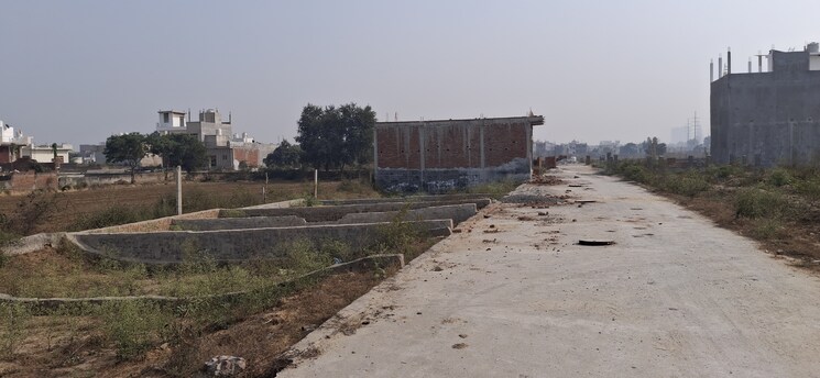 undefined, upsidc site b  100 Sq.Yd. Plot In Upsidc Site B Greater Noida 7852782