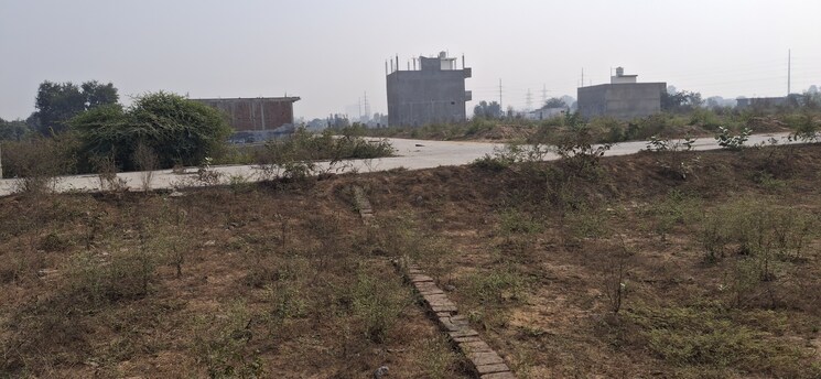 undefined, upsidc site b  84 Sq.Yd. Plot In Upsidc Site B Greater Noida 7852797