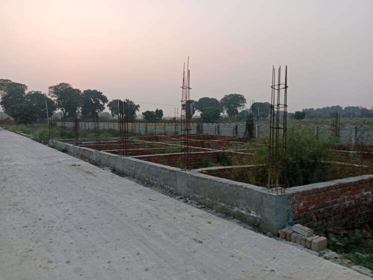 undefined, upsidc site b  100 Sq.Yd. Plot In Upsidc Site B Greater Noida 7852816