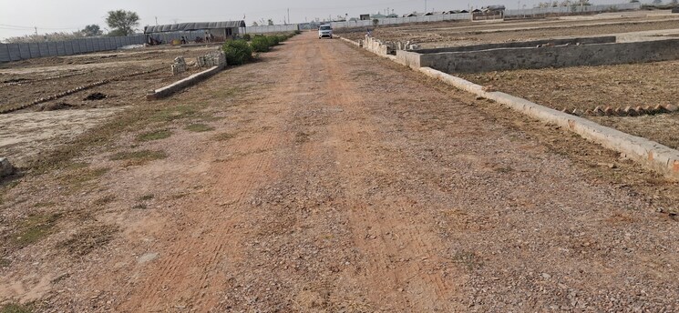 undefined, upsidc site b  60 Sq.Yd. Plot In Upsidc Site B Greater Noida 7852833
