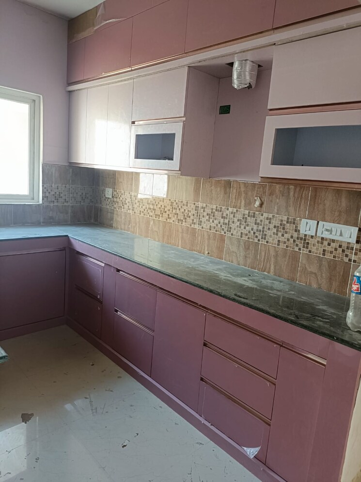 Kitchen, rg-euphoria 3 Bedroom 1540 Sq.Ft. Apartment In Vrindavan Yojna Lucknow 7852871