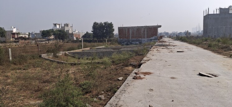 undefined, upsidc site b  100 Sq.Yd. Plot In Upsidc Site B Greater Noida 7852952