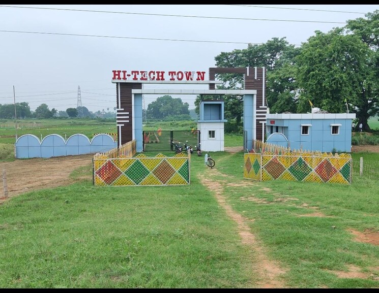 Garden, bihta  2400 Sq.Ft. Plot In Bihta Patna 7852963