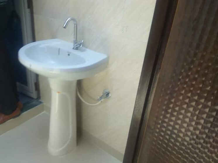 Bathroom, nawadih 3 Bedroom 811 Sq.Ft. Apartment In Nawadih Dhanbad 7853140