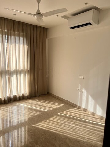 1 BHK Apartment For Rent in Hiranandani Regent Hill, Powai