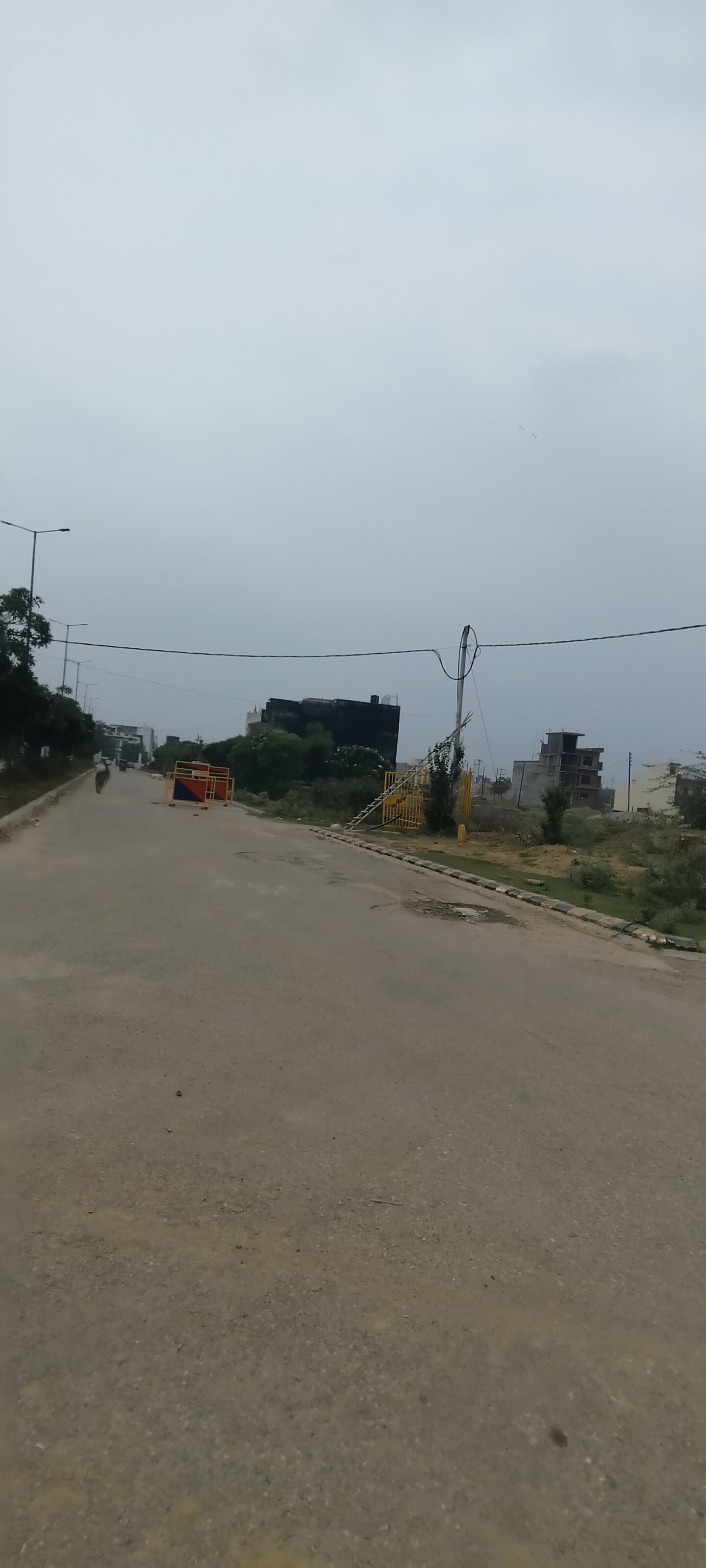 Plot For Sale in PVD Mansarovar Park