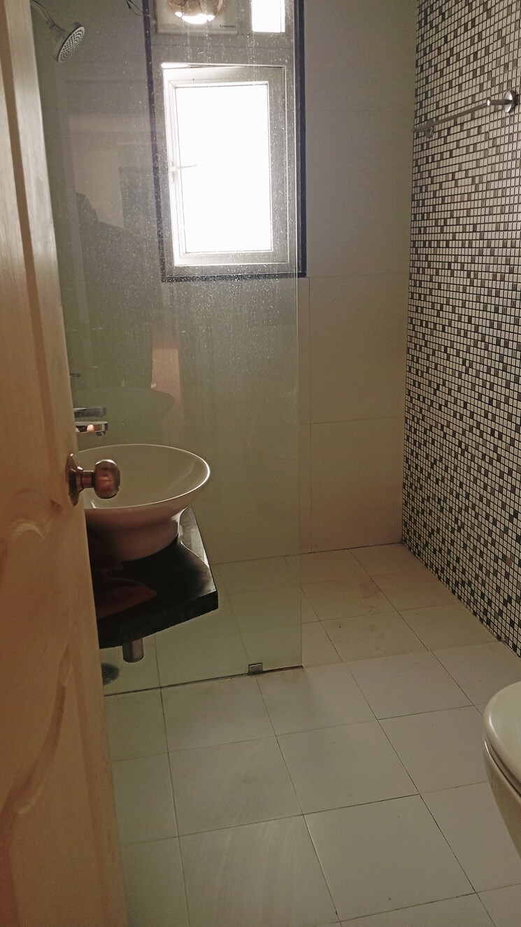 Bathroom, chandra-panorama 2 Bedroom 1395 Sq.Ft. Apartment In Sushant Golf City Lucknow 7853262