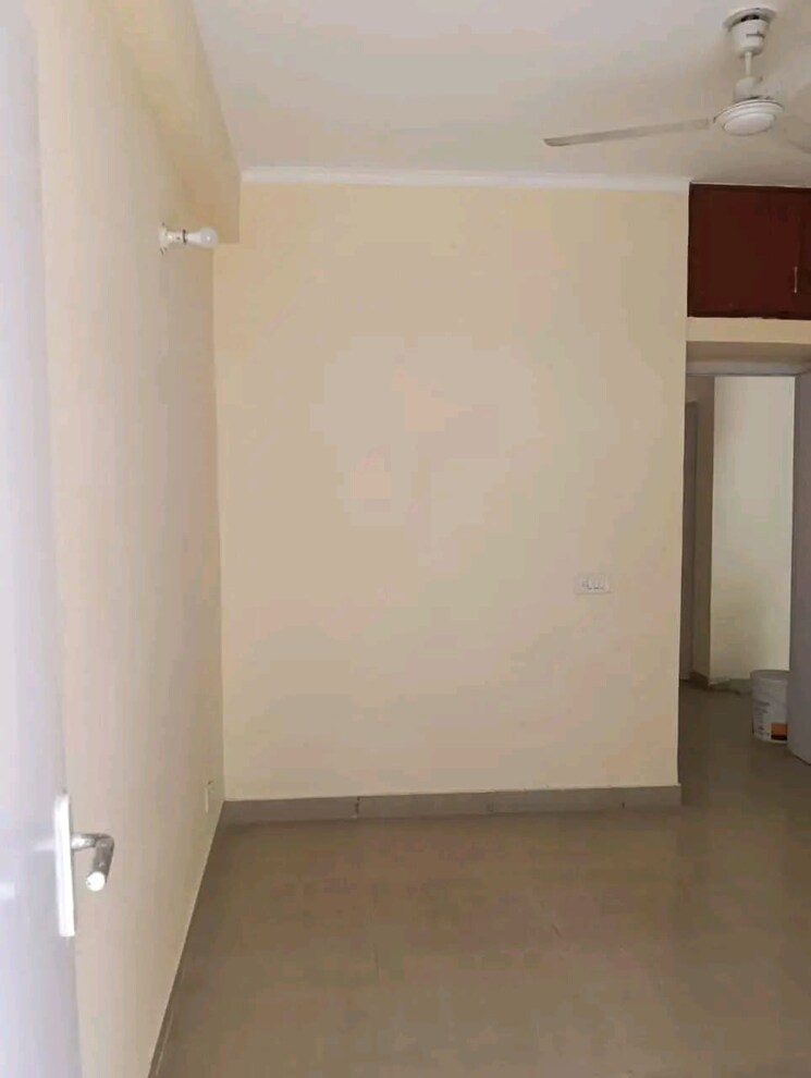 Room, parsvnath-green-ville 3 Bedroom 1680 Sq.Ft. Apartment In Sector 48 Gurgaon 7853265