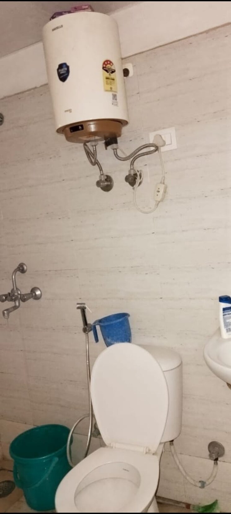 Bathroom, victoryone-central 2.5 Bedroom 1250 Sq.Ft. Apartment In Sector 12 Greater Noida Greater Noida 7853314