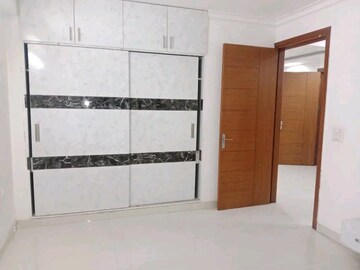 Room in 3 BHK Apartment at M3M Heights, Sector 65 – for Sale