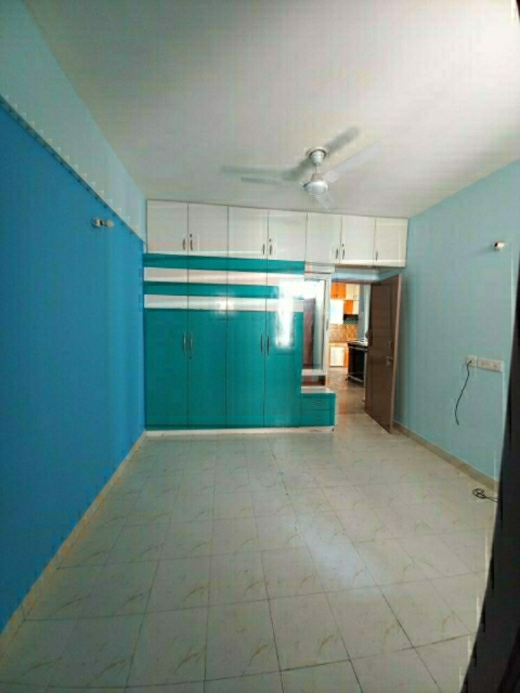 Room, ninex-rmg-residency 2 Bedroom 700 Sq.Ft. Apartment In Sector 37c Gurgaon 7853321