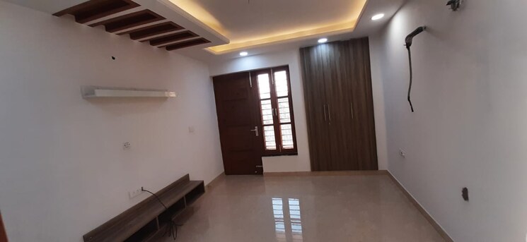 Kitchen, bptp-eden-estate 3 Bedroom 219 Sq.Yd. Builder Floor In Sector 81 Faridabad 7853540