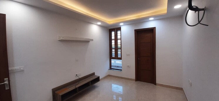 Living Room, bptp-eden-estate 3 Bedroom 219 Sq.Yd. Builder Floor In Sector 81 Faridabad 7853540