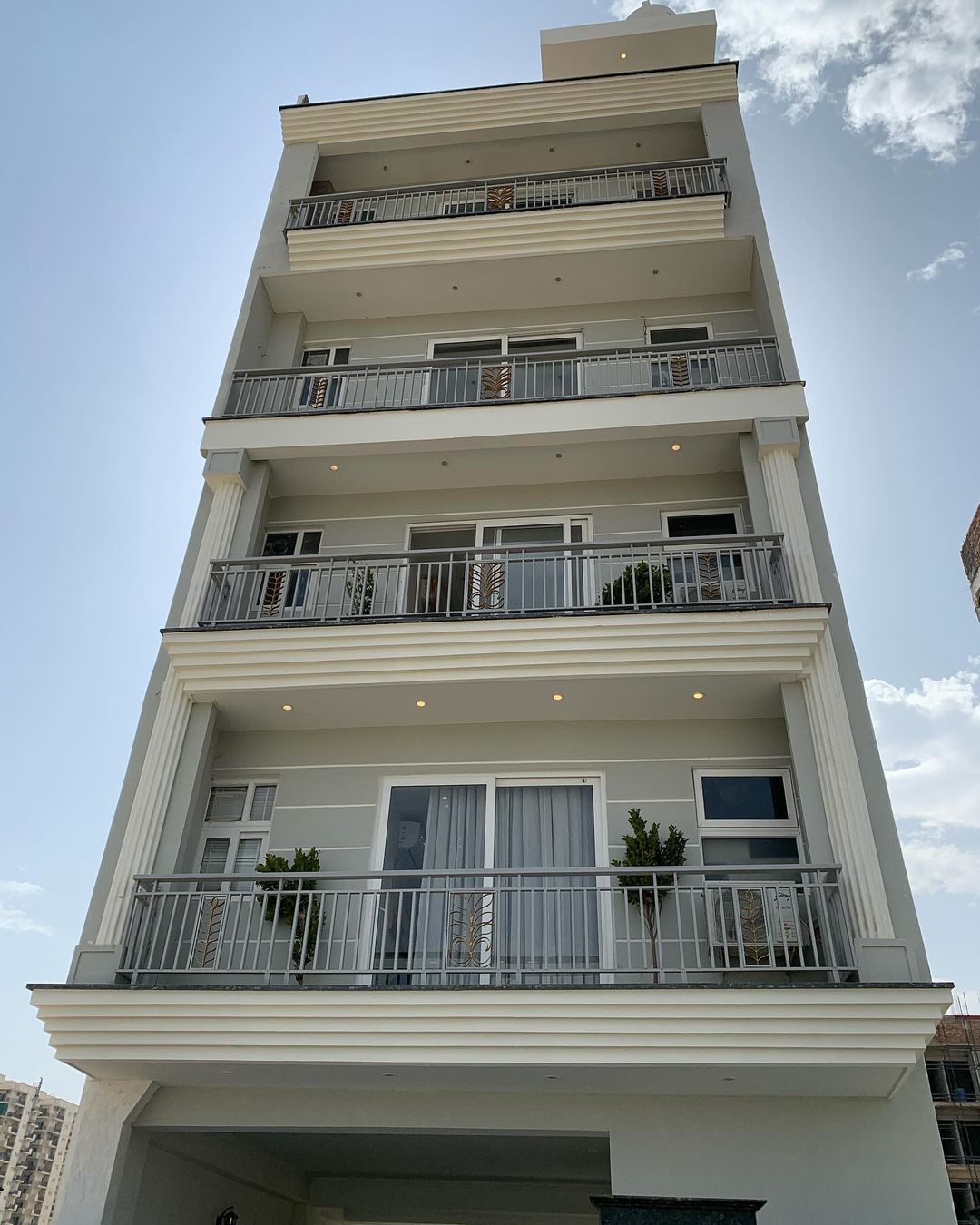 3 BHK + Servant Room 1650 Sq.Ft. Builder Floor in Anant Raj The Estate Floors