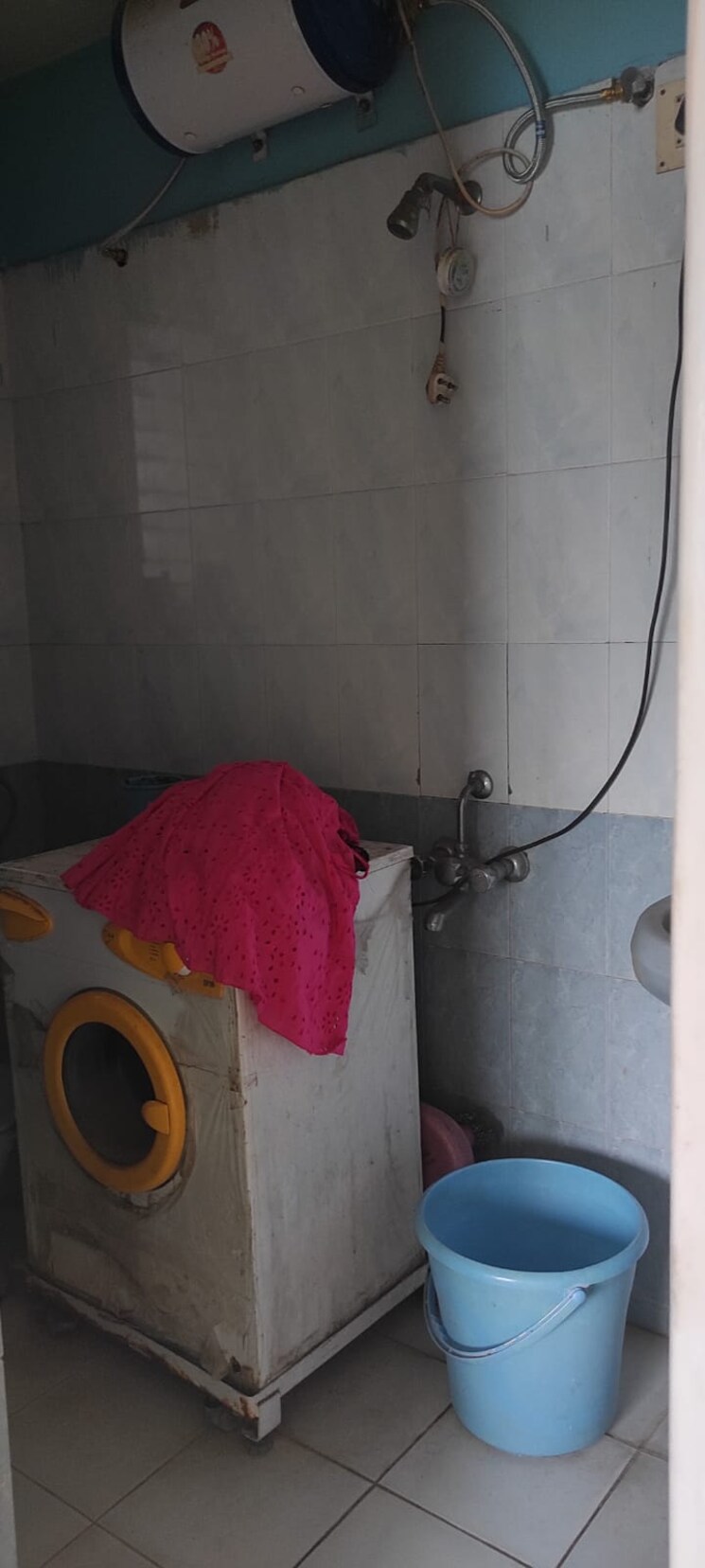 Bathroom, sai-datt-residency 2 Bedroom 850 Sq.Ft. Apartment In Baner Pune 7853614