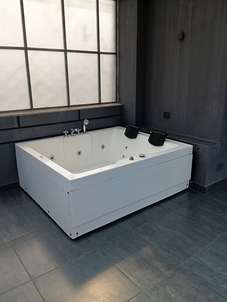 Bathroom, greater kailash i 3 Bedroom 1800 Sq.Ft. Builder Floor In Greater Kailash I Delhi 7853630