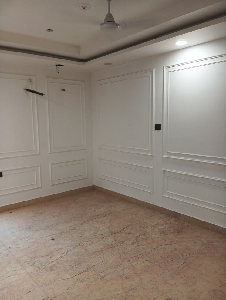 Room, greater kailash i 3 Bedroom 1800 Sq.Ft. Builder Floor In Greater Kailash I Delhi 7853630